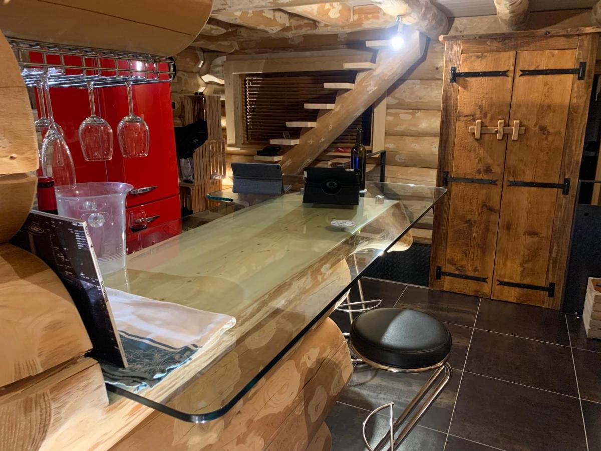 Chalet Anzac Chalet 5 Etoiles En Rondins Tout Neuf Unique Dans Les Aravis Les Villards-sur-Thones Exterior photo