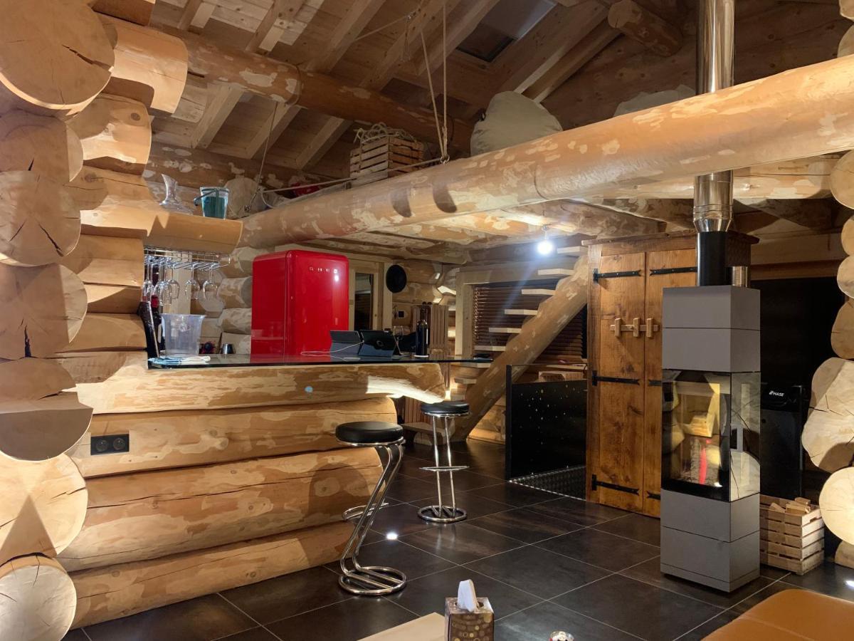 Chalet Anzac Chalet 5 Etoiles En Rondins Tout Neuf Unique Dans Les Aravis Les Villards-sur-Thones Exterior photo