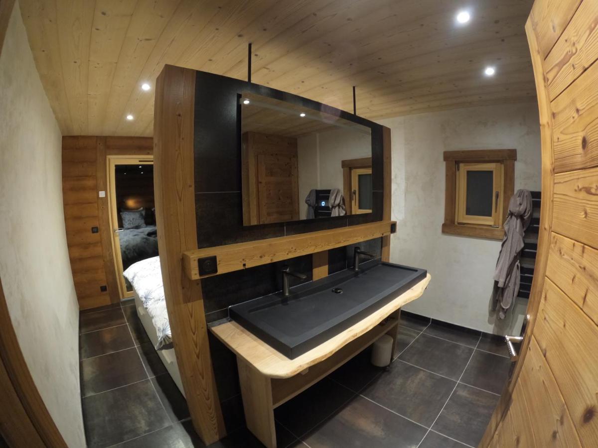 Chalet Anzac Chalet 5 Etoiles En Rondins Tout Neuf Unique Dans Les Aravis Les Villards-sur-Thones Exterior photo